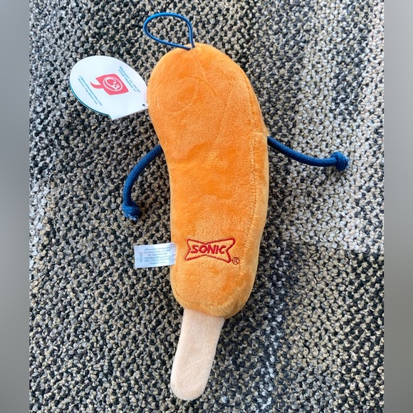 NWT Sonic Drive-In Corn Doug 2022 Convention Exclusive Limited Edition - Picture 2 of 4
